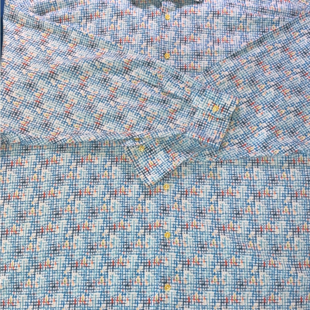 Men's Light Blue Patterned Button-Down Shirt